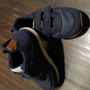 Okilol toddler shoes size 6